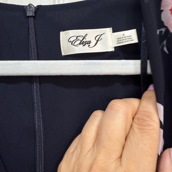 Eliza J NWT Navy and Pink Floral High-Low Maxi Dress with pink sash size 6 - Picture 14 of 14